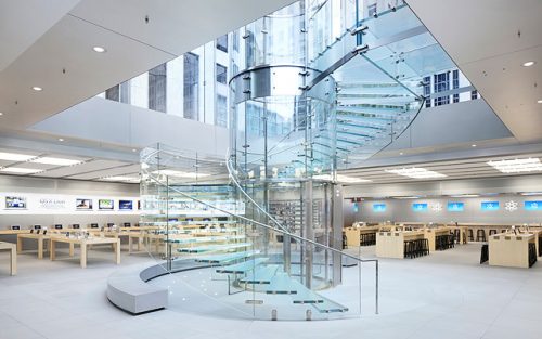 the Cube - Apple Store in fifth avenue and 59th street, by the